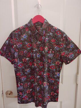 EXPRESS Black Floral Casual Short Sleeve Button Down Shirt - Medium